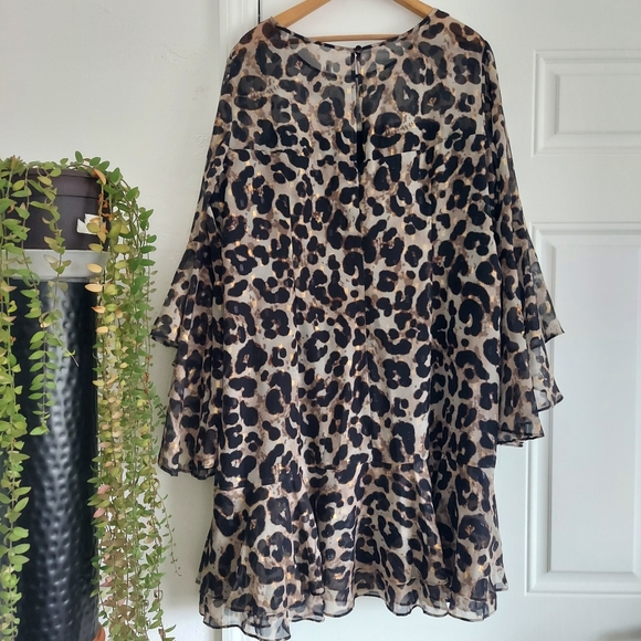 Eliza J Flowy Dress - Picture 7 of 10